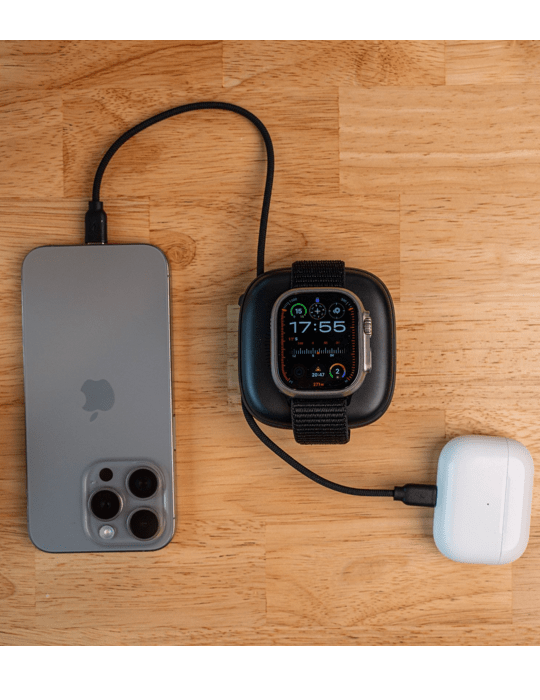 Powerbanka Swissten Voltbox MagGo 10000 mAh s integrovanými kabely USB-C a Lightning, černá
