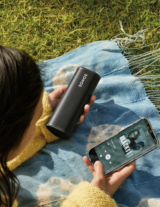Reproduktor Sonos Roam s Bluetooth a multiroom, černá