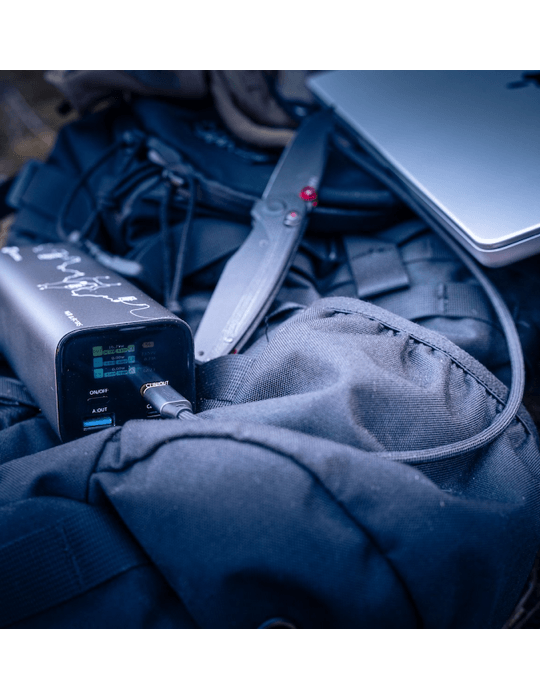Powerbanka Tactical Squad Head Quarters 65W 27 000mAh, šedá
