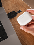 Bezdrátová nabíječka Epico UltraBase mini USB-C Apple Watch, černá