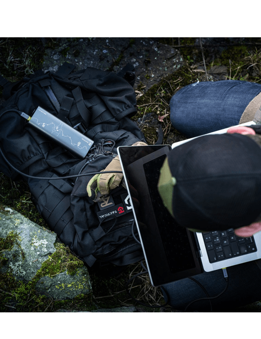 Powerbanka Tactical Squad Head Quarters 65W 27 000mAh, šedá