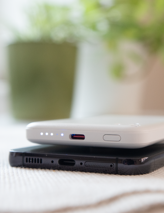 O2 powerbanka MagSafe 5000mAh 20W PD 3.0