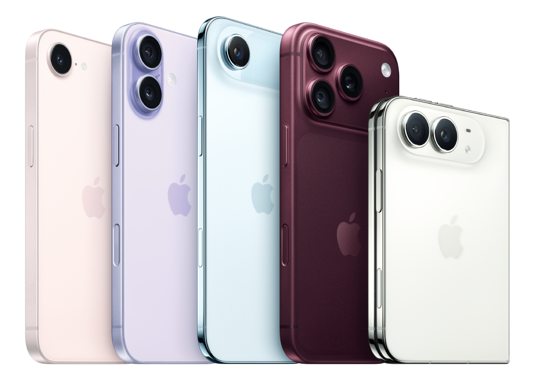 Kolekce modelů iPhonů různých barev včetně skládacího modelu iPhone Duo.